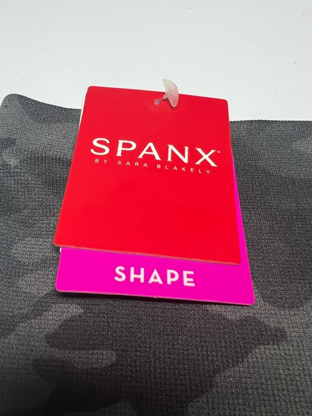 SPANX Women’s Camo Leggings Medium Green Sage High Waist Shaping NWT - Picture 3 of 9